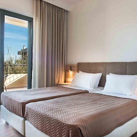 Gerona Mare Apartments Gerani  ภายนอก รูปภาพ