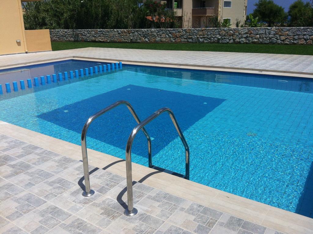 Gerona Mare Apartments Gerani  ภายนอก รูปภาพ