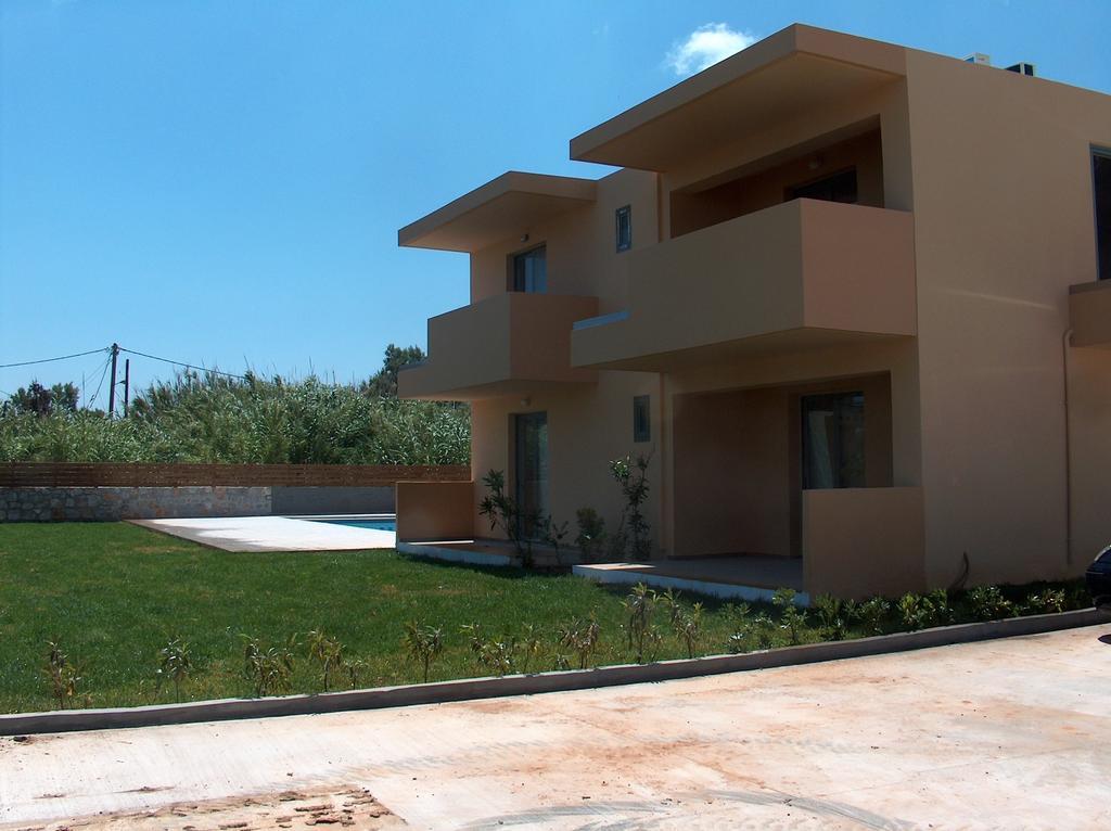 Gerona Mare Apartments Gerani  ห้อง รูปภาพ