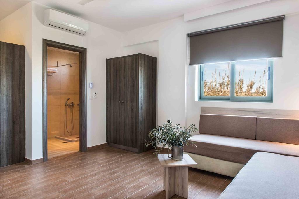 Gerona Mare Apartments Gerani  ภายนอก รูปภาพ