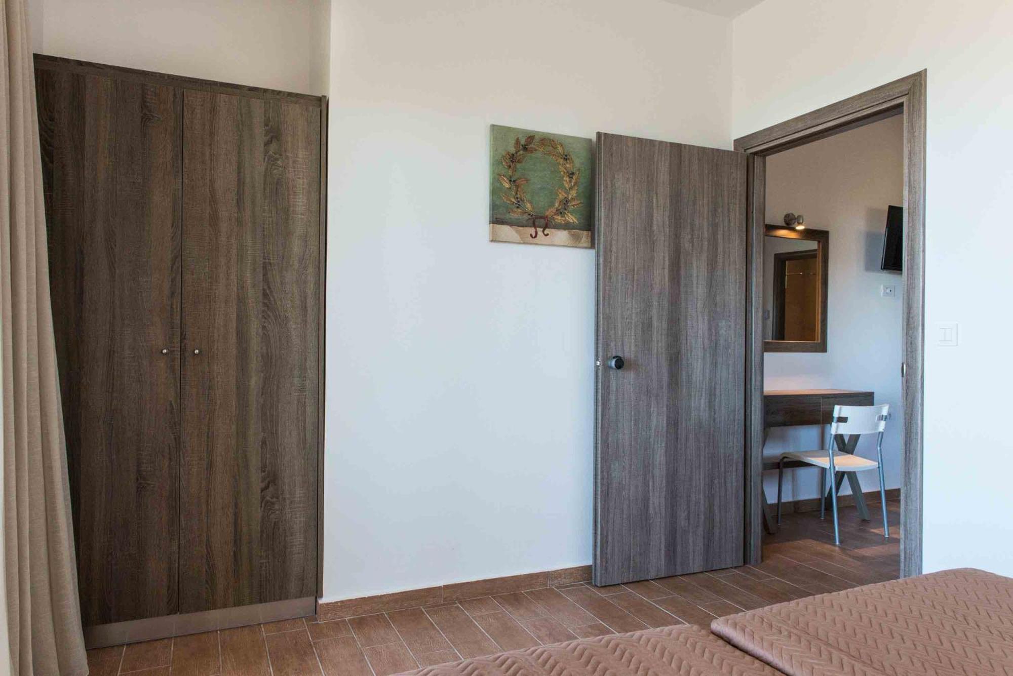 Gerona Mare Apartments Gerani  ภายนอก รูปภาพ