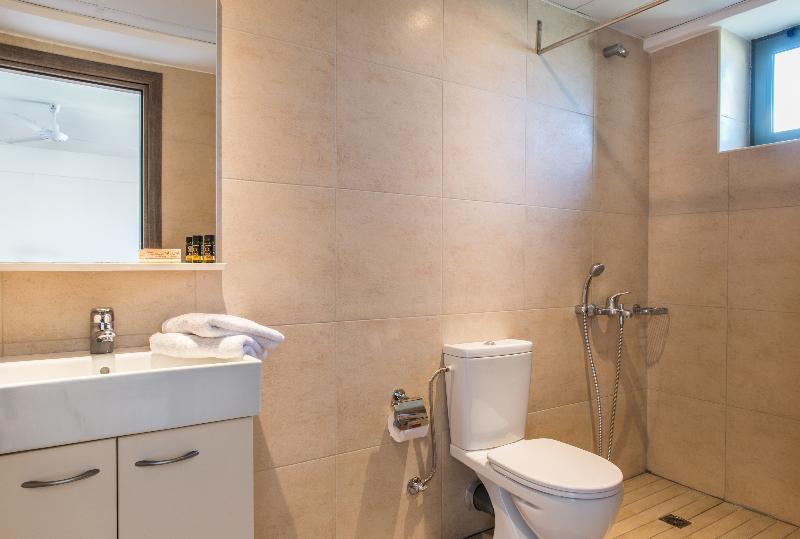 Gerona Mare Apartments Gerani  ภายนอก รูปภาพ